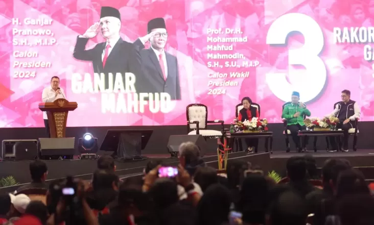 Pantun HT saat Hadiri Rakornas Relawan Ganjar-Mahfud MD se-Pulau Jawa 