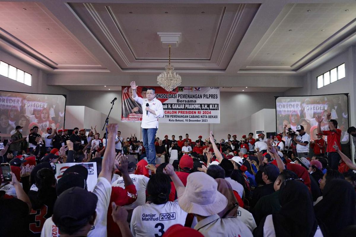 Antusiasme Relawan Ganjar-Mahfud di Bekasi