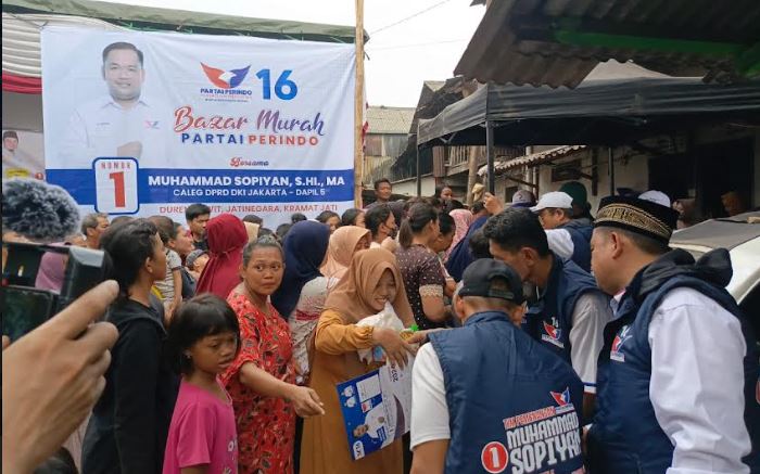 Caleg Partai Perindo Muhammad Sopiyan Gelar Bazar Murah, Warga Doakan Menang