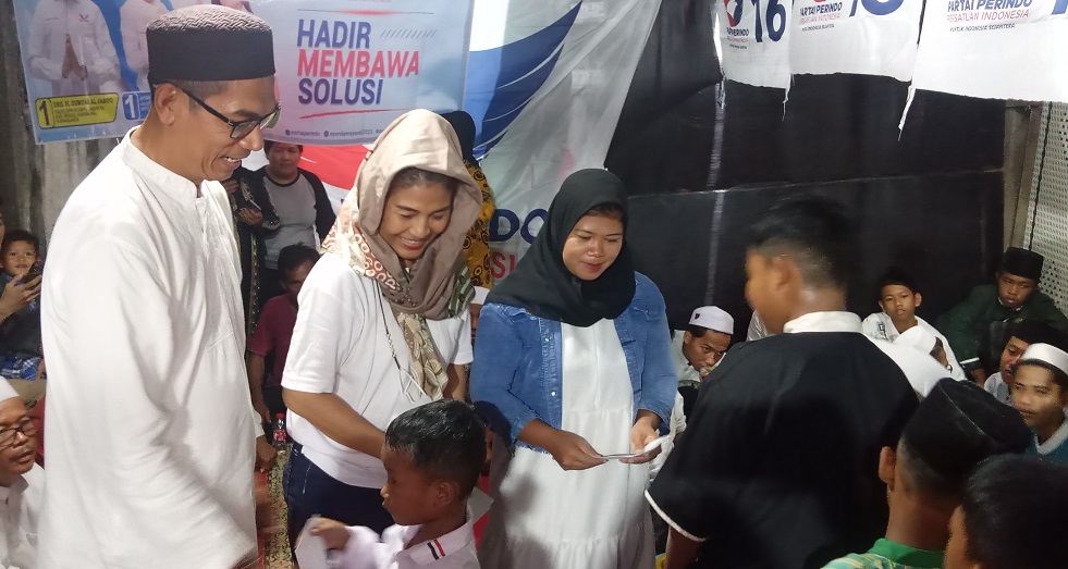 Tiga Caleg Partai Perindo Santuni Anak Yatim di Bekasi, Masyarakat Apresiasi