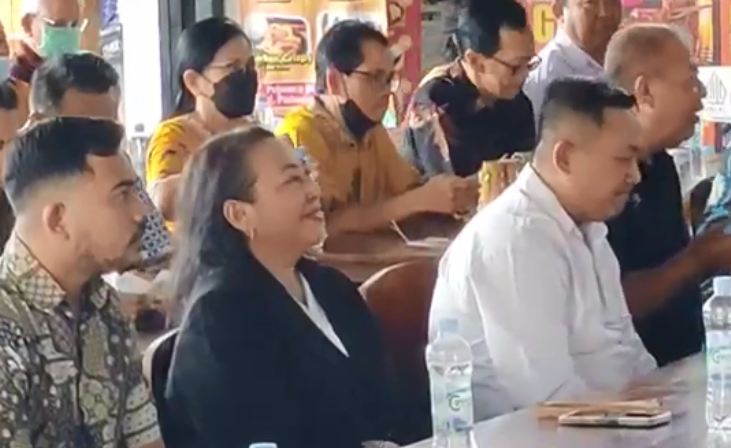 Caleg Partai Perindo Jeannie Latumahina Merayakan Natal Bersama Ratusan Pendeta di Kediri
