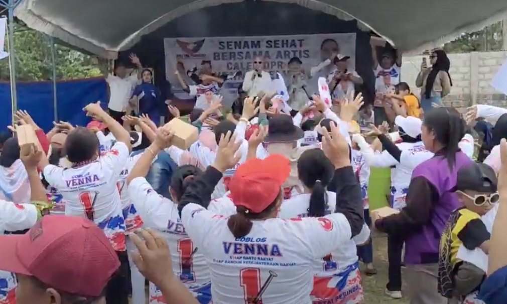 Caleg Partai Perindo Senam Bareng Warga Kediri, Serap Aspirasi Masyarakat