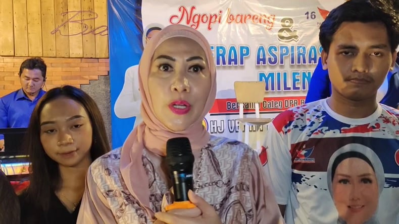 Ngopi Bareng di Kediri, Caleg Partai Perindo Venna Melinda Ajak Anak Muda Melek Politik