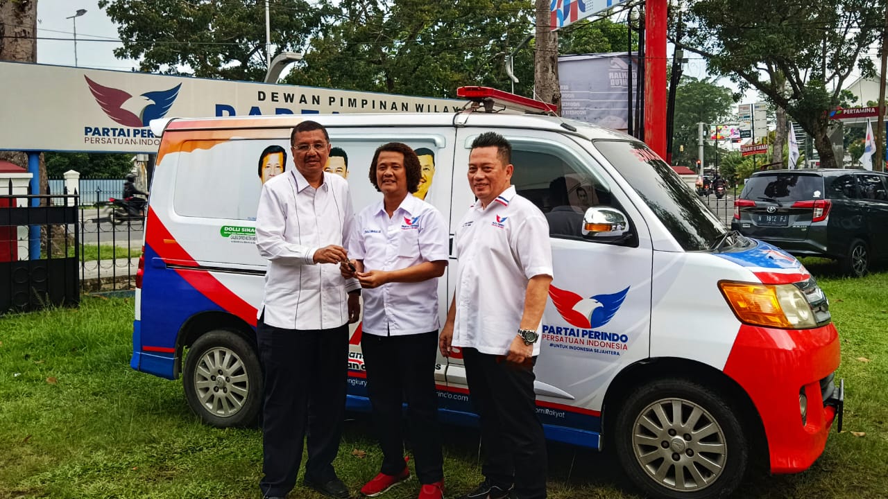 DPW Sumut Berikan Bantuan Ambulans ke DPD Partai Perindo Medan
