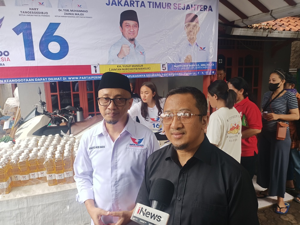 Gelar Bazar Murah di Pasar Rebo, Ustadz Yusuf Mansur: Bukti Nyata Kepedulian Partai Perindo