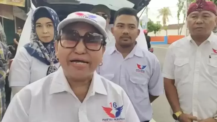 Gelar Jumat Berkah, Jeannie Latumahina Harap Partai Perindo Semakin Dikenal Masyarakat 
