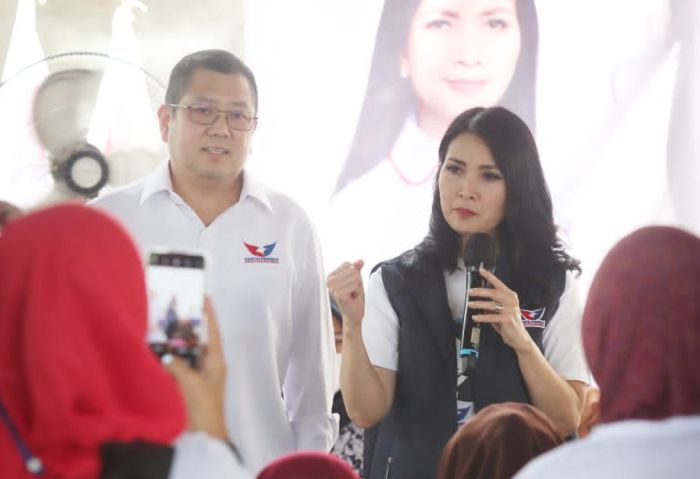 Kunjungi Bazar Murah Partai Perindo di Petojo Selatan, Liliana Tanoesoedibjo: Kami Melayani Masyarakat