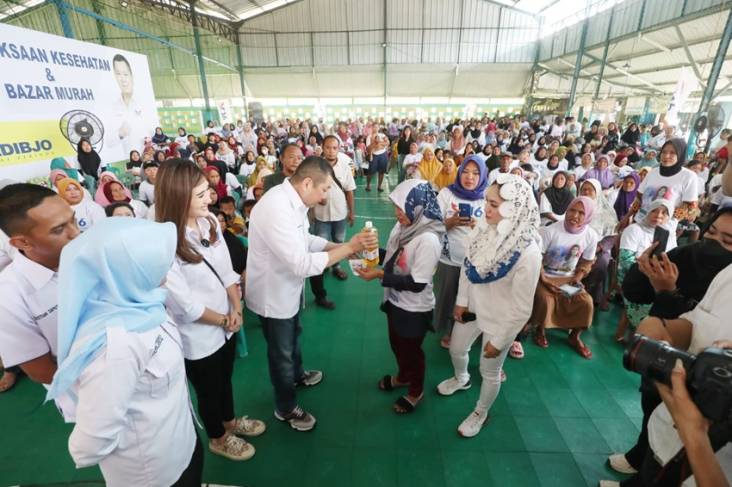 Partai Perindo Gelar Bazar Sembako Murah di Jayanti Tangerang 