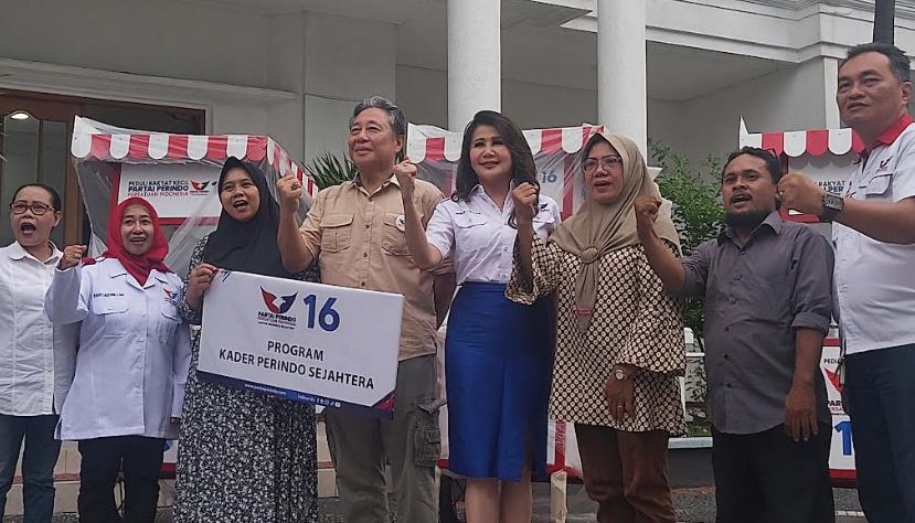 Terima Gerobak Perindo, Penjual Lontong Mie Ini Ingin Dagangannya Makin Ramai