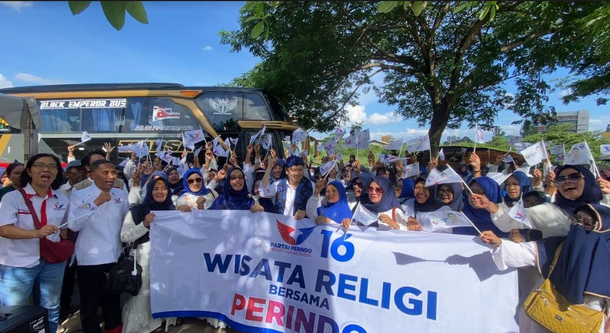 Antusias Bertemu HT, Ribuan Emak-Emak Ikut Wisata Religi ke Banten dengan Caleg Partai Perindo