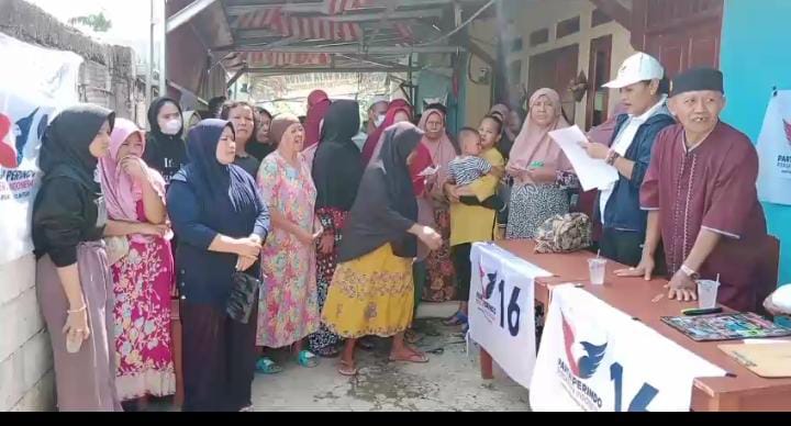 Bazar Migor Murah di Bekasi, Warga: Partai Perindo Konsisten Peduli Rakyat Kecil