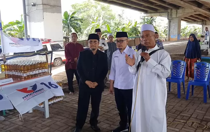Bazar Minyak Goreng Diapresiasi Warga, Ustaz Yusuf Mansur: Kita Keliling dari Kelurahan ke Kelurahan 