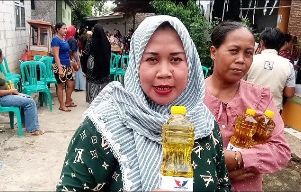 Bazar Minyak Goreng Murah Partai Perindo Bawa Berkah Warga Karangbahagia Bekasi