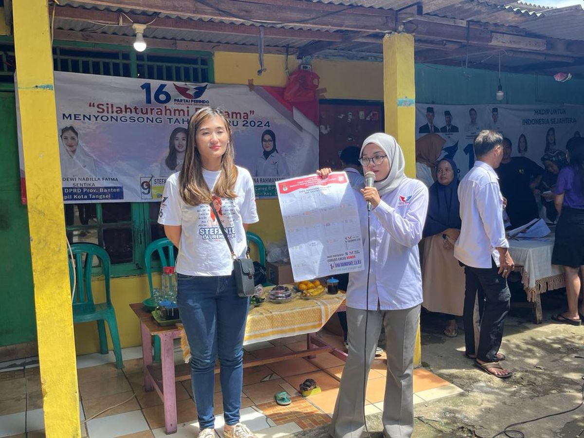 Blusukan ke Ciputat Timur, Dua Caleg Partai Perindo Sosialisasikan KTA Berasuransi dan Pemilu 2024