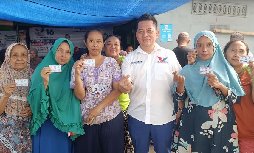 Caleg Partai Perindo Gelar Bazar Minyak Goreng Murah di Tiga Lokasi di Medan Deli