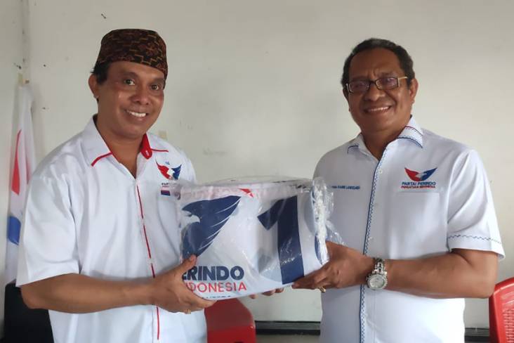 Caleg Partai Perindo Karolus Karni Lando Berikan Materi Bimtek untuk Saksi TPS di Ende 