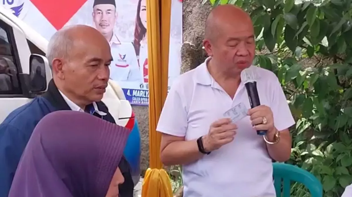Caleg Partai Perindo Sosialisasi Pemilu dan Gelar Bazar Tebus Minyak Murah di Cimahi