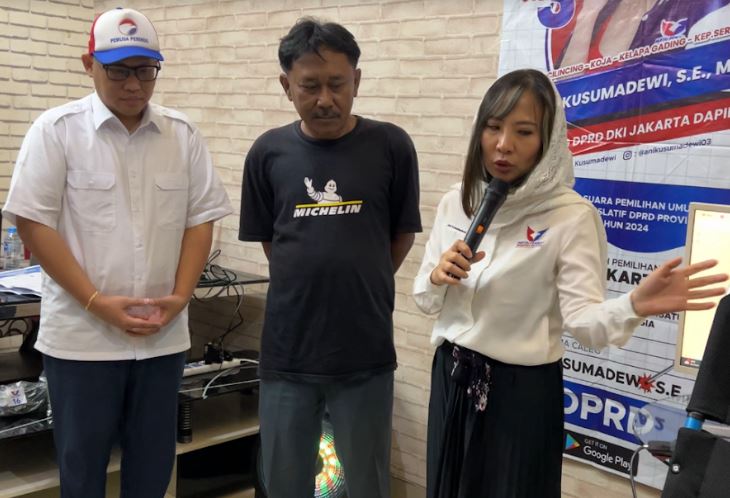 Warga Kelapa Gading Terima Bantuan Kursi Roda dari Caleg Partai Perindo: Terbantu Banget