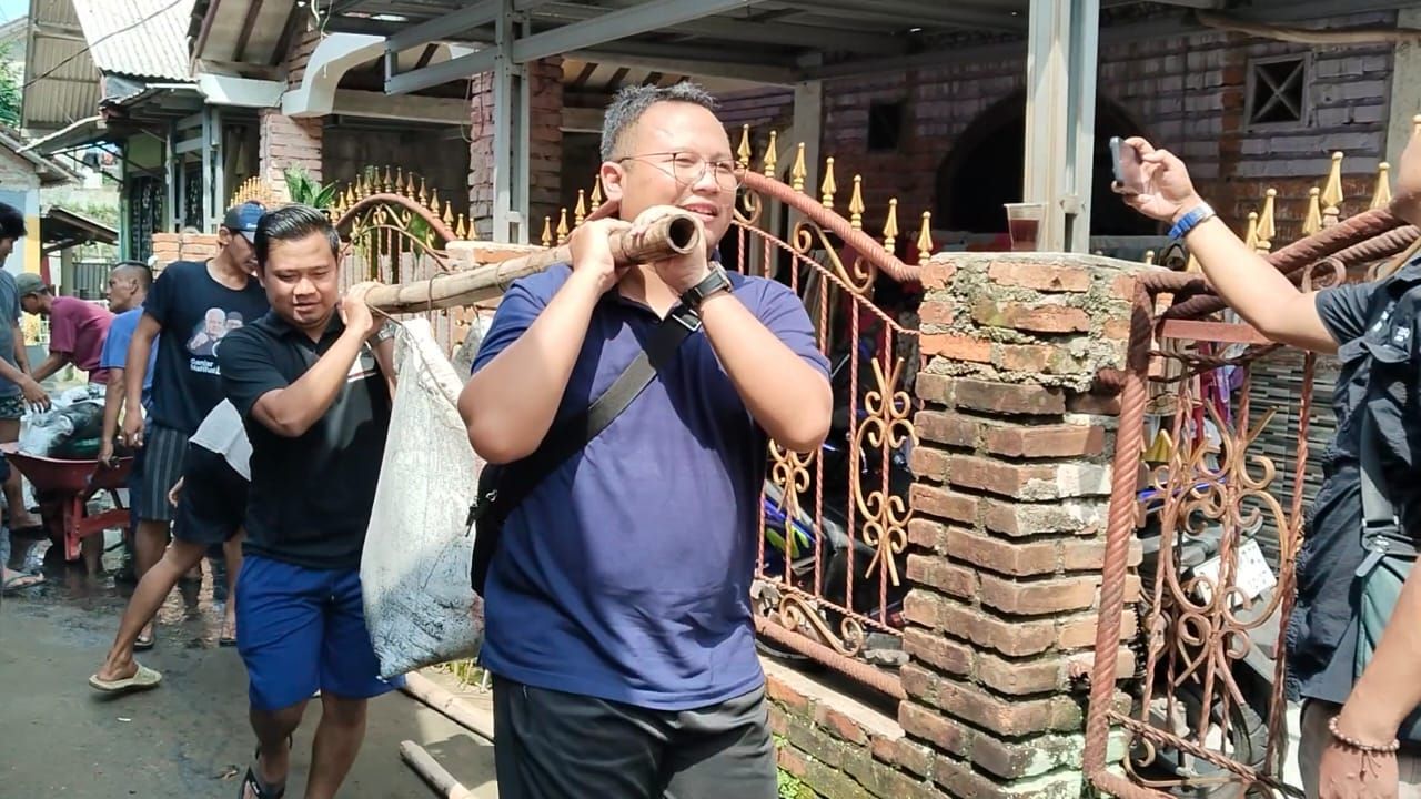 Gelar Kerja Bakti di Cilebut Barat, Caleg DPRD Bogor dari Partai Perindo Serap Aspirasi Warga