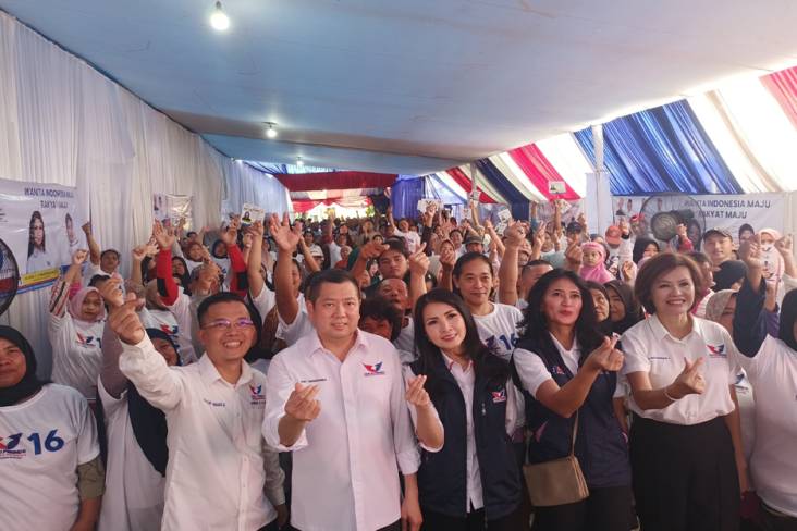 Hadiri Bazar Sembako Murah di Pasar Minggu, HT dan Liliana Tanoesoedibjo Disambut Antusias Warga 