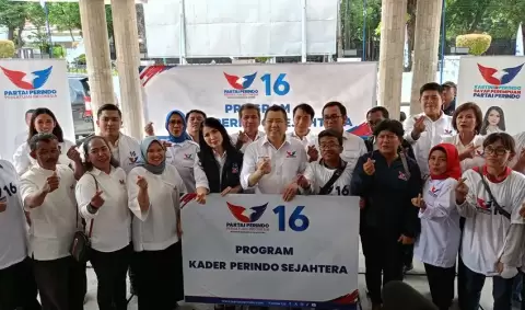 Konsisten Bagikan Gerobak, Partai Perindo Yakin UMKM Maju dan Pengangguran Berkurang 