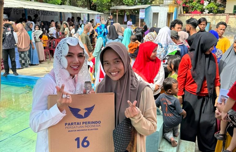 Caleg Perindo Gelar Bazar Sembako Murah dan Cek Kesehatan Gratis di Cisoka Tangerang
