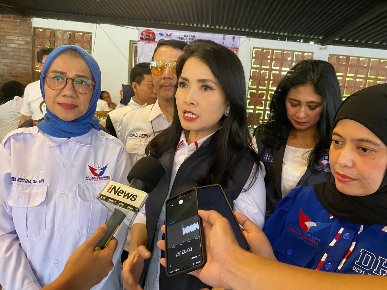 Partai Perindo Gelar Bazar dan Cek Kesehatan di Pasar Minggu, Liliana Tanoesoedibjo: Bentuk Kepedulian Kami ke Rakyat
