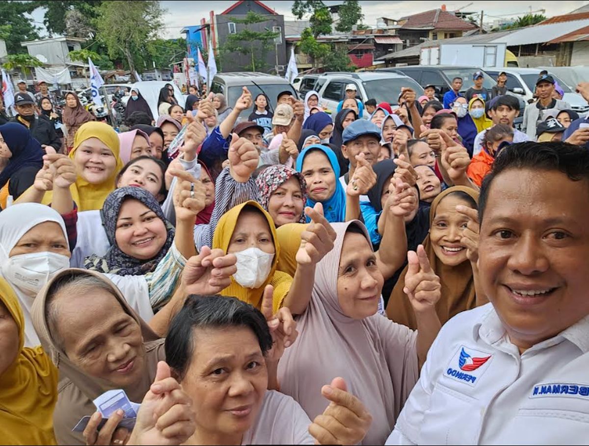 Partai Perindo Gelar Bazar 1.000 Sembako Murah di Rawamangun, Ini Alasan Tidak Gratis