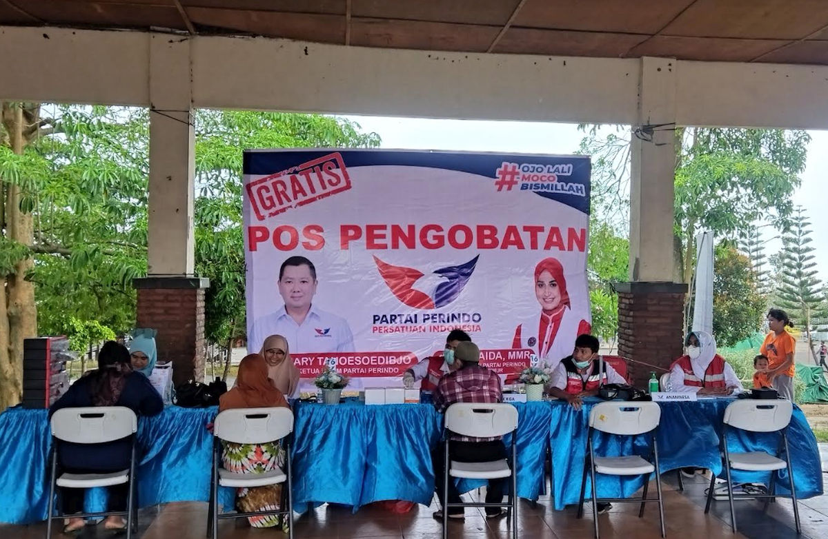 Senangnya Warga Malang Dapat Pengobatan Gratis dari Partai Perindo