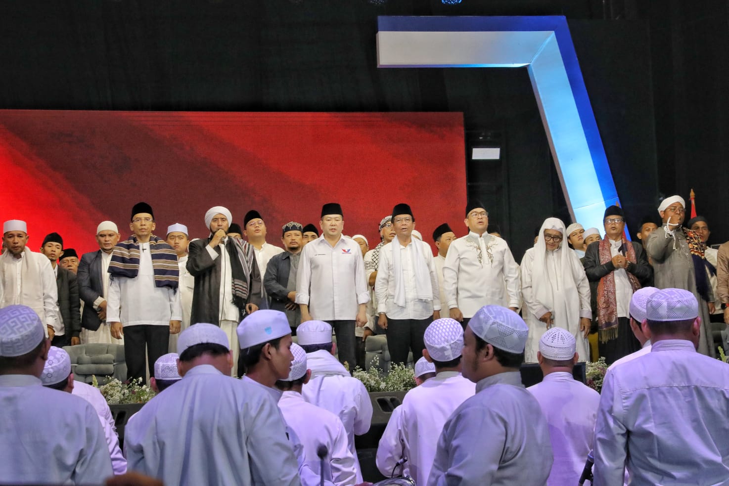 Sholawat Persatuan Indonesia, HT Harap Masyarakat Makin Bersatu Sambut Pemilu 2024