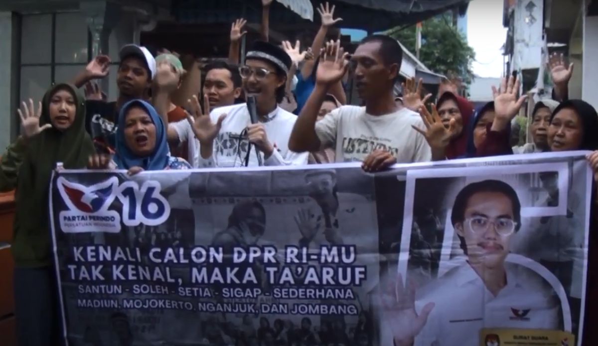 Blusukan ke Mojokerto, Caleg Partai Perindo Irfan Syauqi Dengarkan Aspirasi Warga 