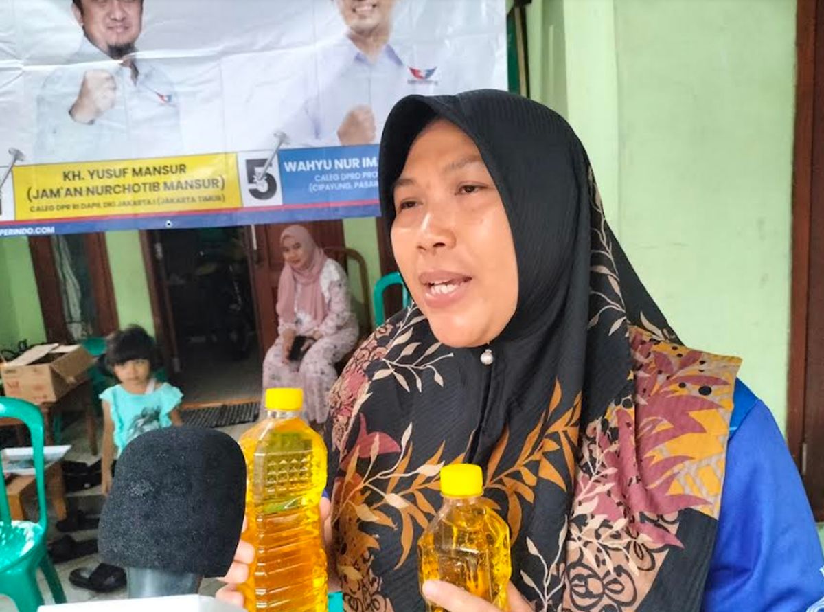 Terbantu Bazar Minyak Goreng Murah, Warga Cilangkap: Pasti Pilih Partai Perindo