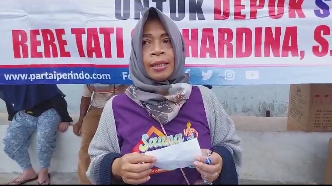 Ungkapan Bahagia Warga Depok Terbantu Bazar Kacamata Baca Murah Caleg Partai Perindo