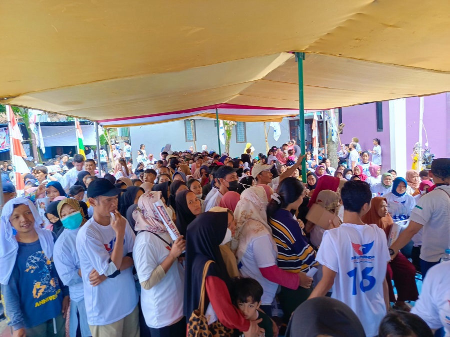 Warga Antusias Ikuti Cek Kesehatan Gratis dan Bazar Murah Perindo di Bintaro