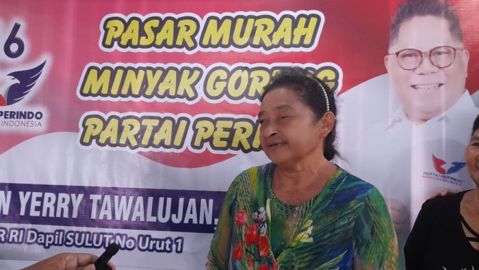 Warga Manado Bersyukur Partai Perindo Gelar Pasar Murah