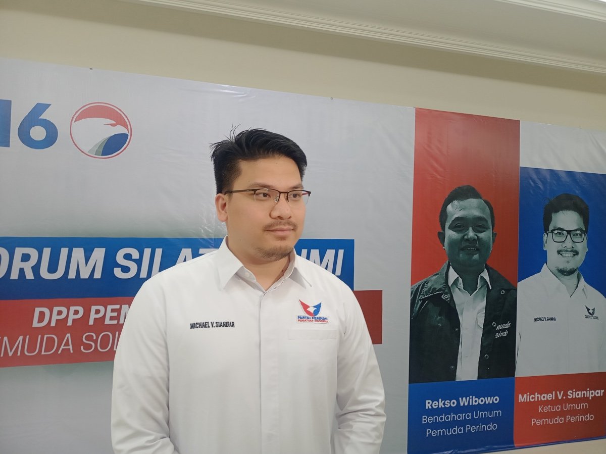 Warga Sambut Baik Bazar Sembako Murah yang Digelar Caleg Partai Perindo Michael Sianipar
