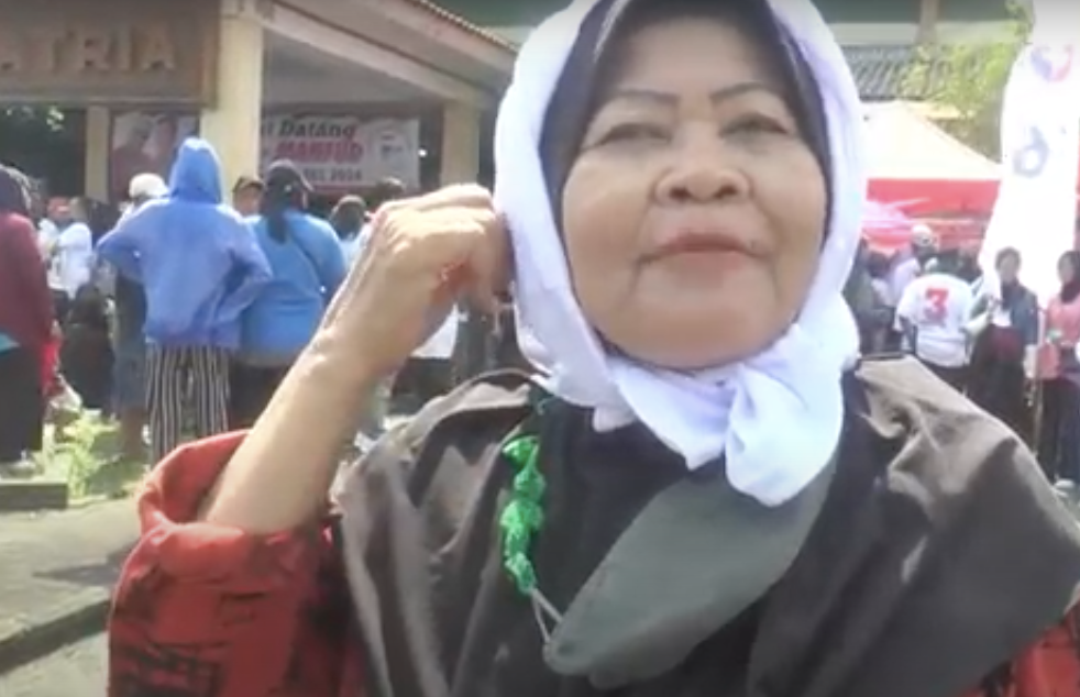Warga Semarang Belum Punya BPJS Terbantu Pemeriksaan Gratis Partai Perindo