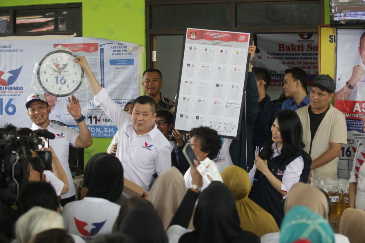 Warga Tanah Tinggi Puji Sosok Hary Tanoe: Ramah dan Santun