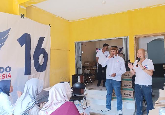 Caleg Partai Perindo Djoni Toat Gelar Sosialisasi Pencoblosan dan Bazar Minyak Murah di Cibiru Bandung
