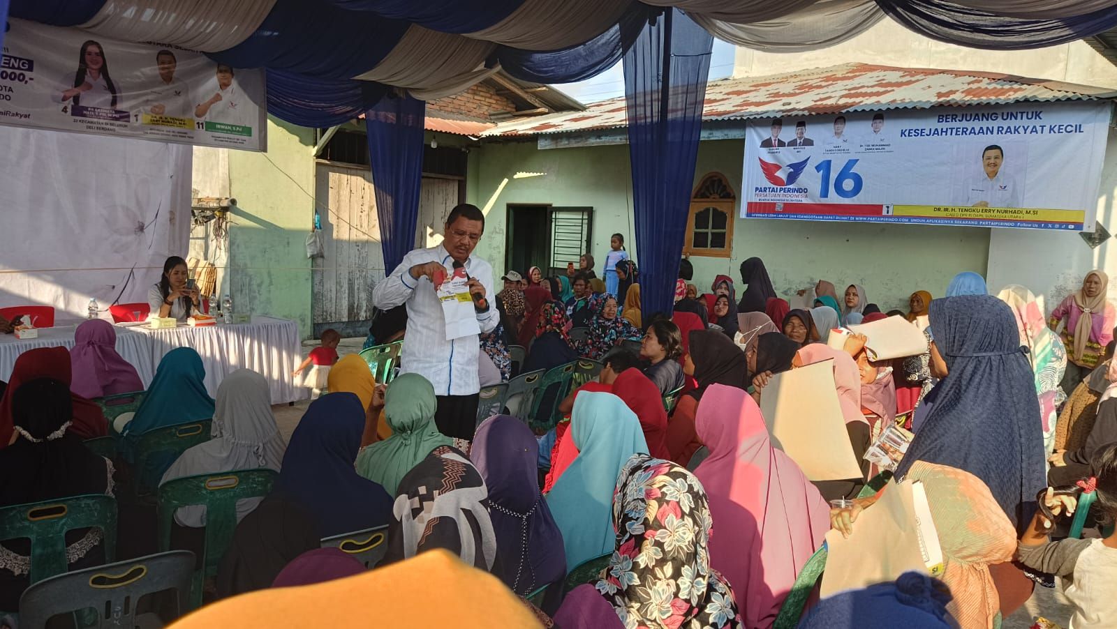 Caleg Partai Perindo Gelar Bazar Migor Murah di Deliserdang, Warga Sangat Antusias
