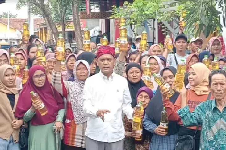 Gelar Bazar Murah Serentak di Dapil Jabar 9, Ini Pesan Caleg Partai Perindo Aa Oni 
