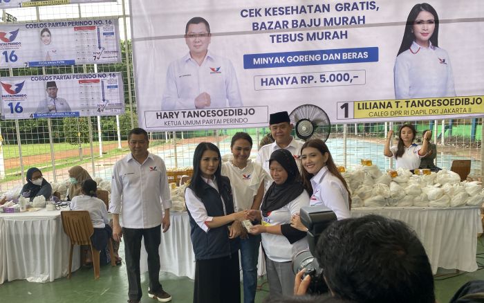 Gelar Pemeriksaan Kesehatan Gratis di Blok S, Caleg Partai Perindo Rachmat: Kontribusi Nyata ke Masyarakat