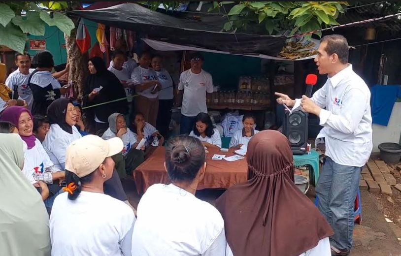 Melalui Bazar Migor Murah, Caleg Partai Perindo Sosialisasi Klinik UMKM di Ciracas