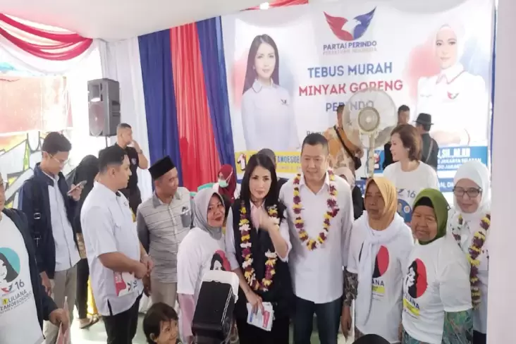 HT Hadiri Bazar Murah dan Pemeriksaan Kesehatan Gratis di Tebet 