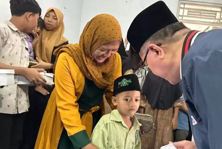 Pedagang Nasi Uduk di Cibadak Doakan Caleg Partai Perindo Indra Utama Jadi Anggota DPR 