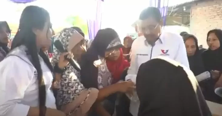 Partai Perindo Gelar Bazar Murah di Deliserdang, Seribu Botol Migor Ludes 