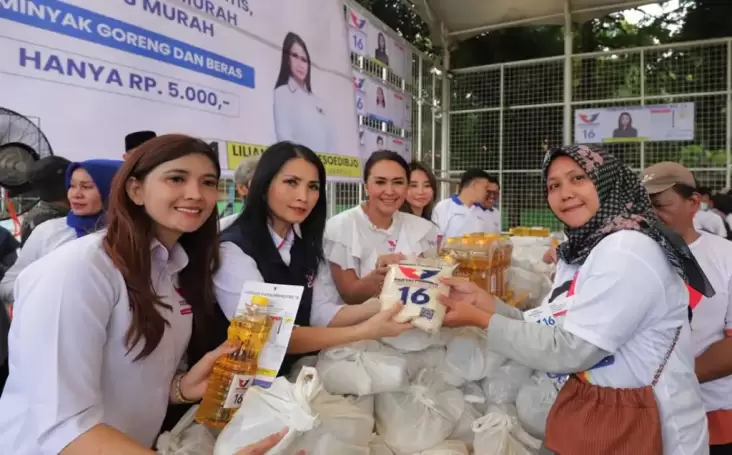 Senang Bertemu Caleg Partai Perindo, Warga Kebayoran Baru: Mudah-mudahan Terus Peduli 
