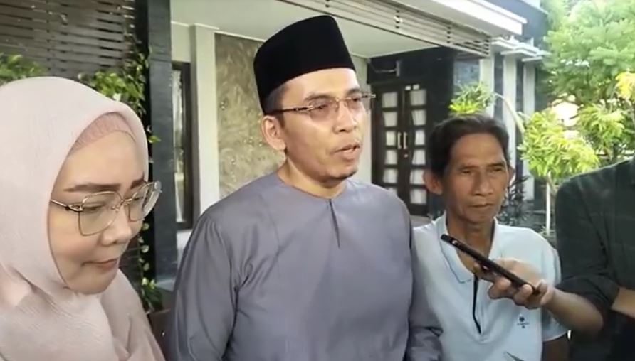 TGB Nyoblos Bareng Istri di Mataram, Ajak Masyarakat Jangan Golput