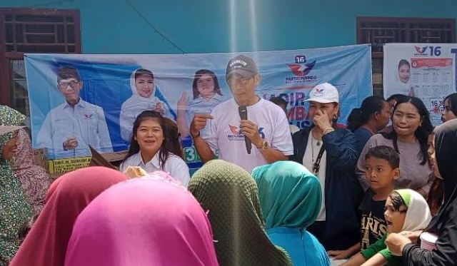 Tiga Caleg Partai Perindo Ini Menyapa Warga Tambun Bekasi dan Gelar Bazar Murah