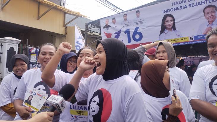 Wajah Bahagia Warga Kemayoran saat Hadiri Bazar Murah dan Cek Kesehatan Gratis Partai Perindo 